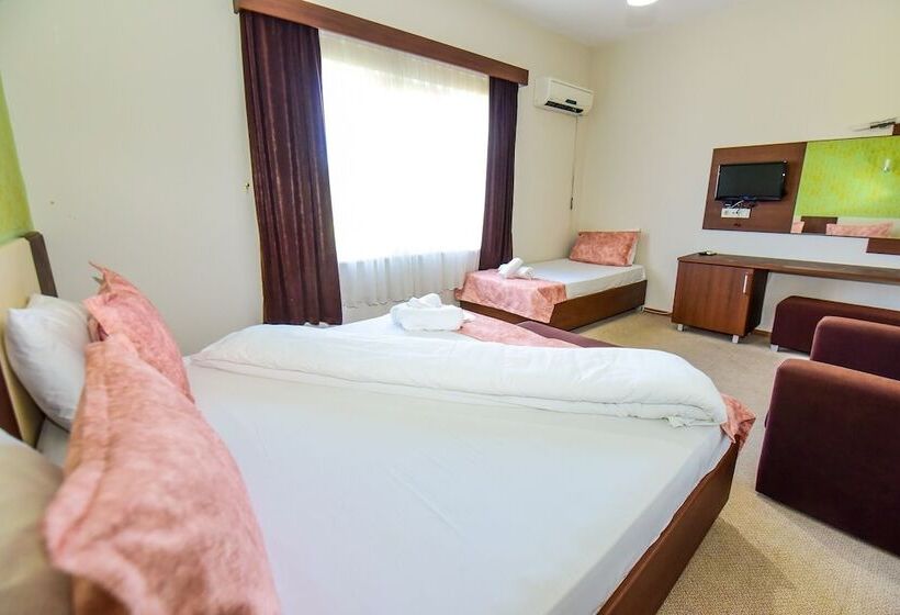 スタンダードトリプルルーム, Legend Otel Tem