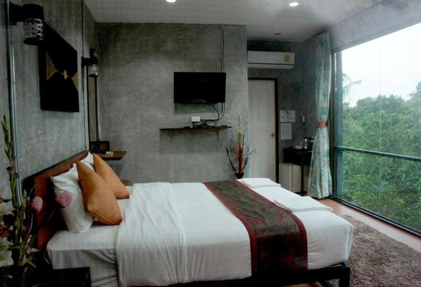 اتاق استاندارد با تخت بزرگ, White Jail At Koh Tao Hostel