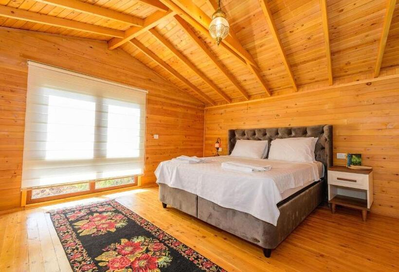 بنجلو ديلوكس, Anatolian Apartments