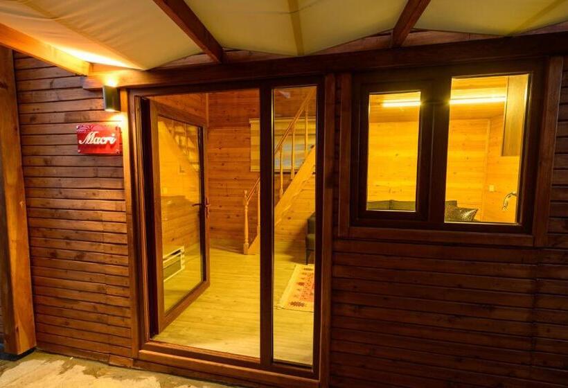 بنجلو قياسى مطلّ علي الحديقة, Anatolian Apartments