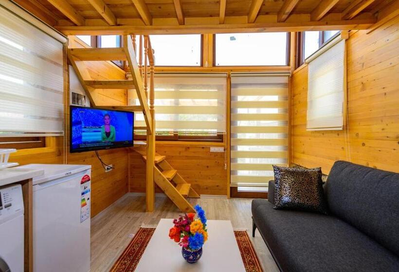 Бунгало Стандарт Вид на Сад, Anatolian Apartments