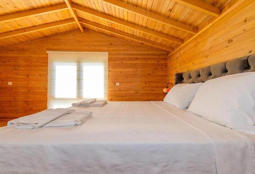 بنجلو ديلوكس, Anatolian Apartments