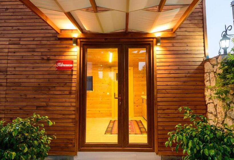 بنجلو ديلوكس, Anatolian Apartments