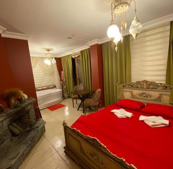 اتاق لوکس با بالکن, Agva Heaven Hill