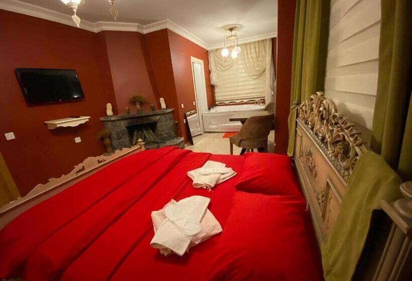 اتاق لوکس با بالکن, Agva Heaven Hill