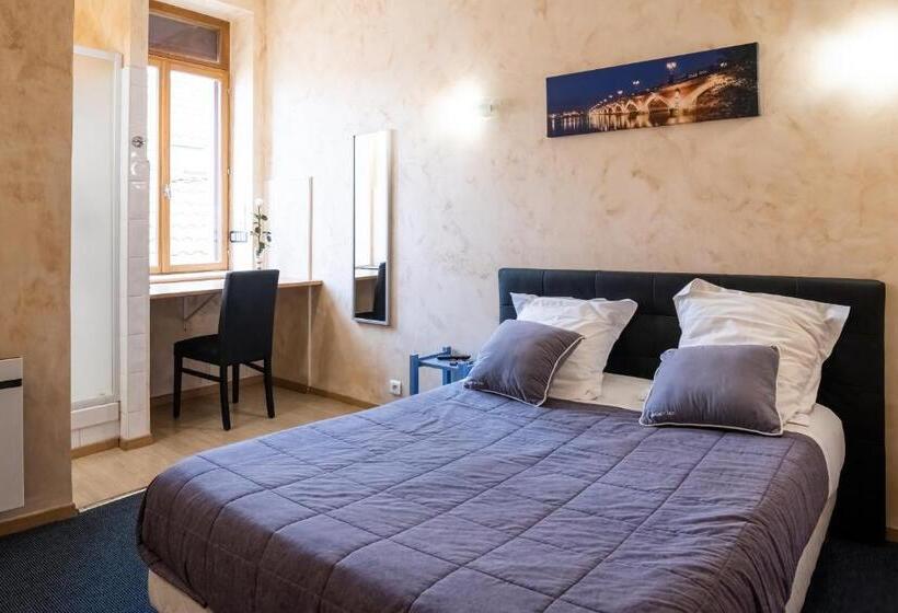 اتاق استاندارد, De La Gare