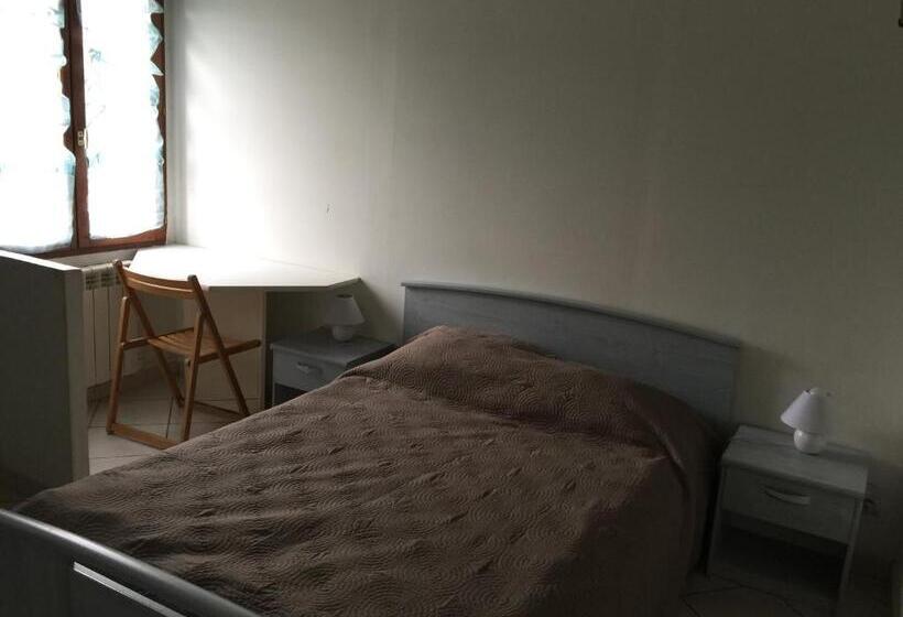 اتاق استاندارد با چشمانداز کوهستان, Bastide Ecurie Massilia