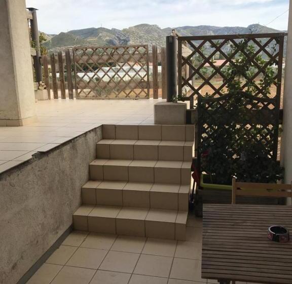 اتاق سوپریور, Bastide Ecurie Massilia