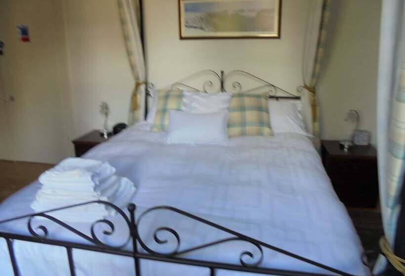 Номер Стандарт, Avondale House