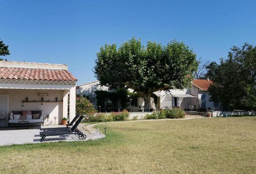 Номер Стандарт с Террасой, Le Domaine De Tini