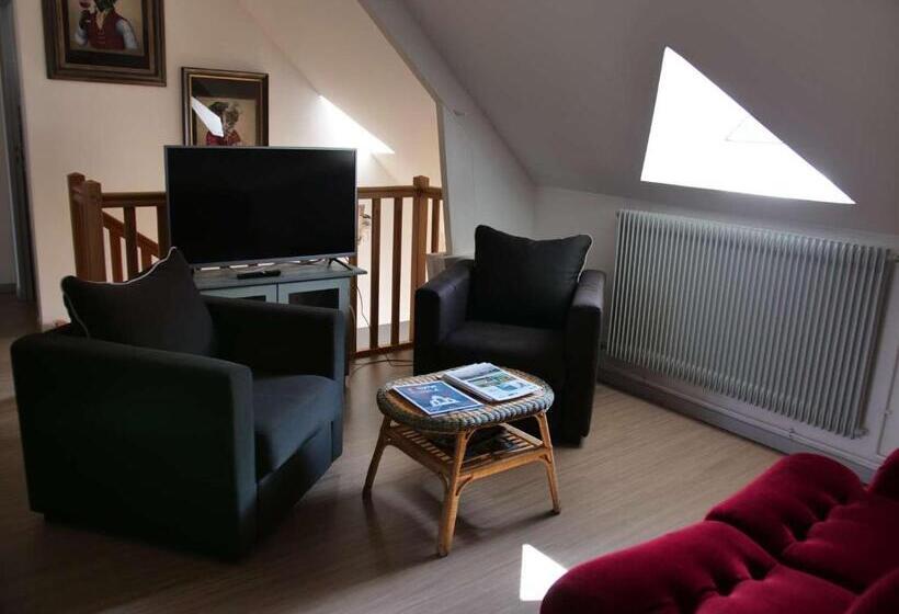 غرفة قياسية مطلّة علي الحديقة, Le Nid De Val'ry