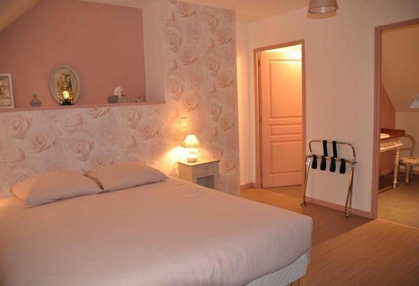 غرفة قياسية مطلّة علي الحديقة, Le Nid De Val'ry