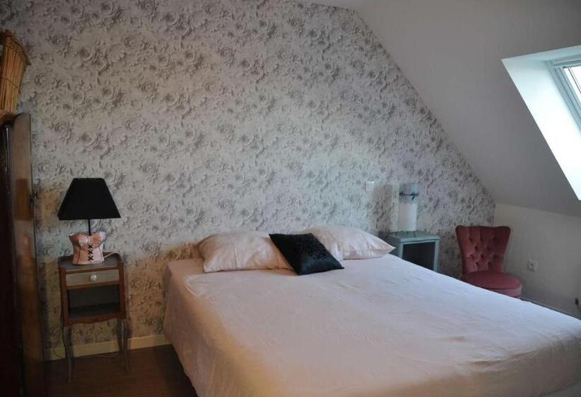 غرفة أساسية, Le Nid De Val'ry