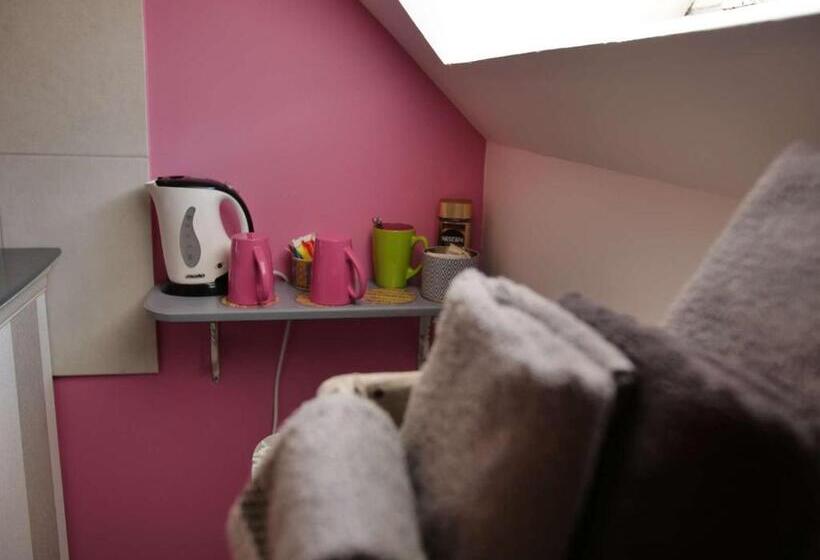 غرفة أساسية, Le Nid De Val'ry