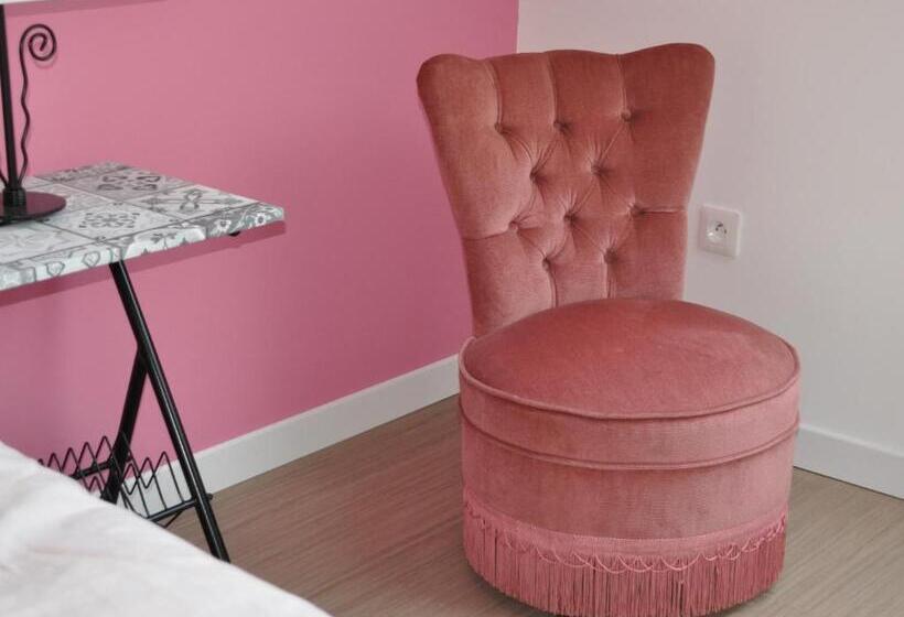 غرفة أساسية, Le Nid De Val'ry