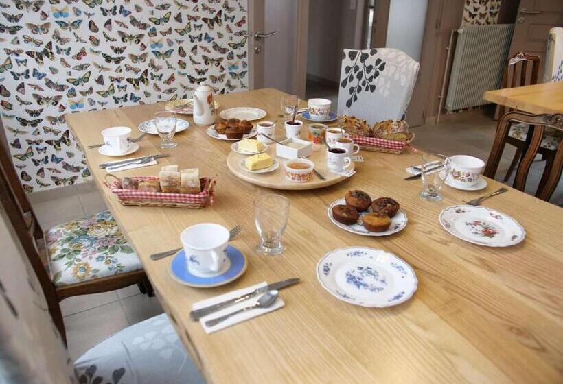 غرفة كومفورت ثلاثية, Le Nid De Val'ry