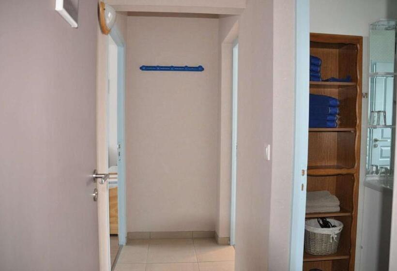 جناح عائلي, Le Nid De Val'ry