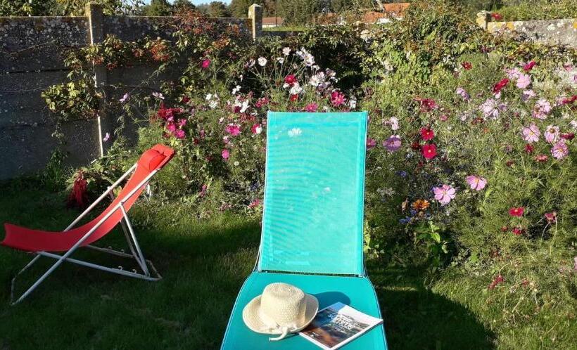 غرفة أساسية, Le Nid De Val'ry