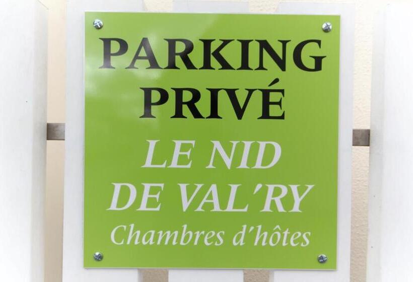 غرفة كومفورت ثلاثية, Le Nid De Val'ry