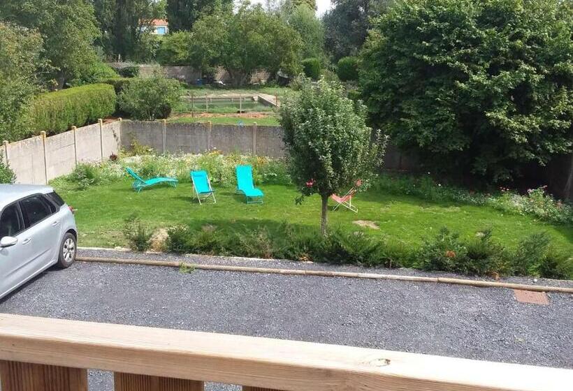 غرفة كومفورت ثلاثية, Le Nid De Val'ry