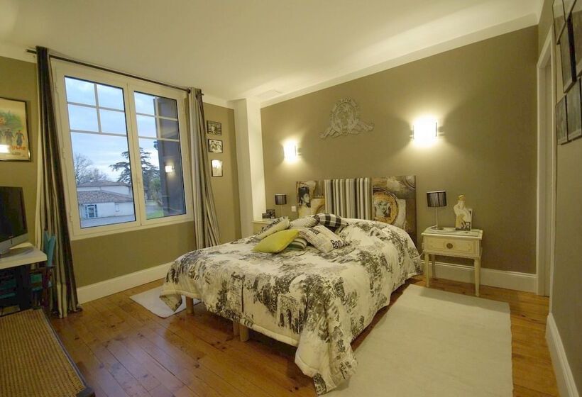 غرفة قياسية, L'oustalet D'anicette