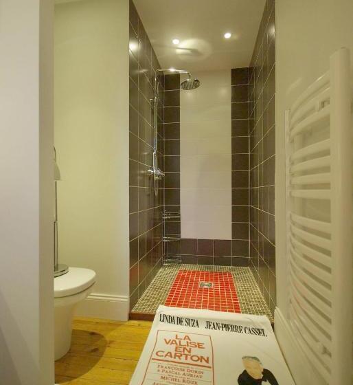 غرفة قياسية, L'oustalet D'anicette