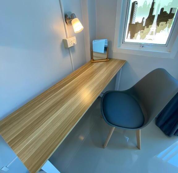 اتاق خانوادگی با چشمانداز کوه, Khaolak Mind Home Hostel