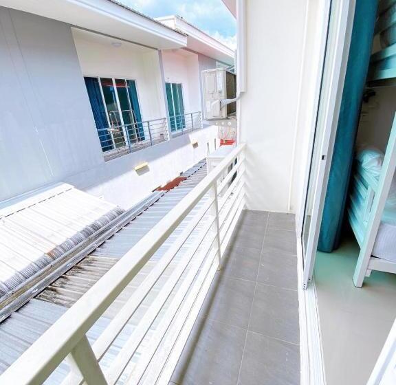 اتاق خانوادگی, Khaolak Mind Home Hostel