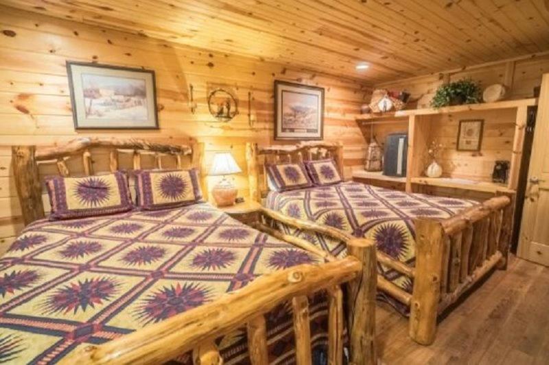 غرفة قياسية رباعية, Nacoochee Valley Rentals