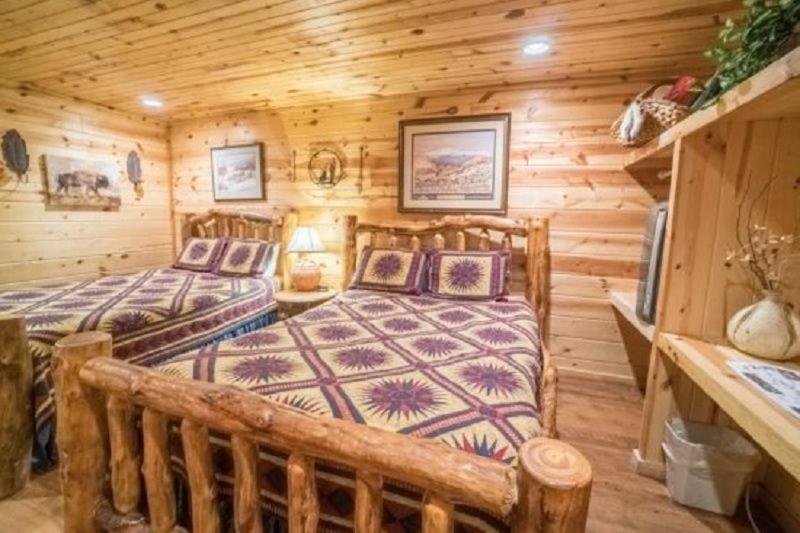 غرفة قياسية رباعية, Nacoochee Valley Rentals