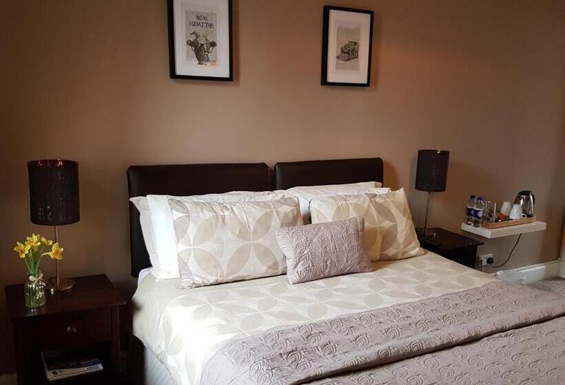 غرفة قياسية, The Old Cross Inn