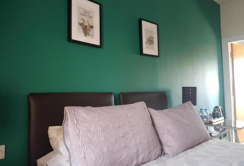 غرفة قياسية, The Old Cross Inn