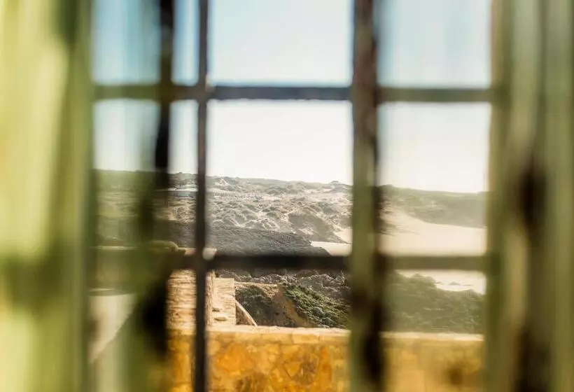 アウトサイドクラシックルーム, Fortaleza Do Guincho Relais & Chateaux