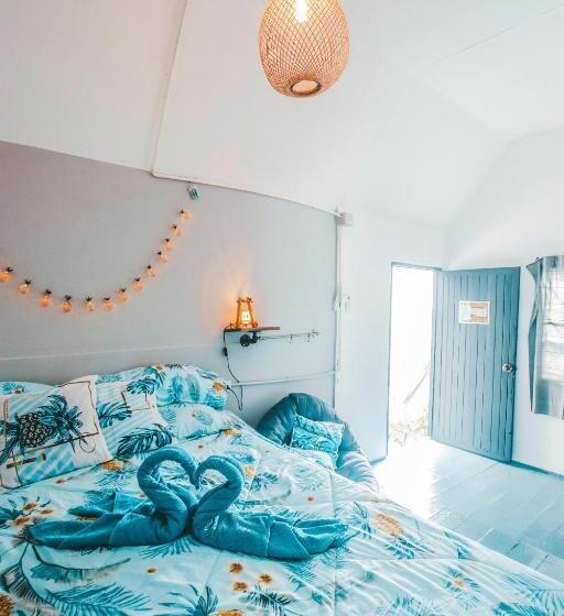 スタンダードバンガロー, Dpm Koh Tao Diving Hotel & Bar