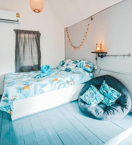 スタンダードバンガロー, Dpm Koh Tao Diving Hotel & Bar