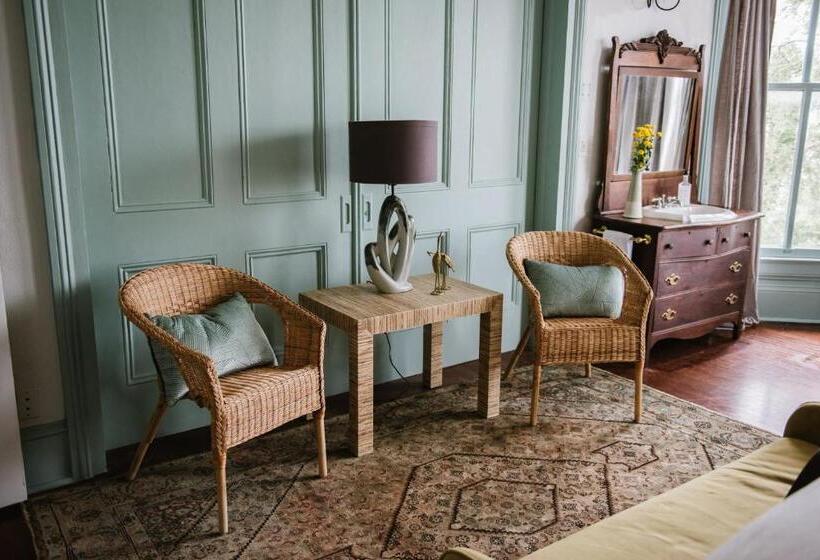 带大床的标准间, Carr Mansion