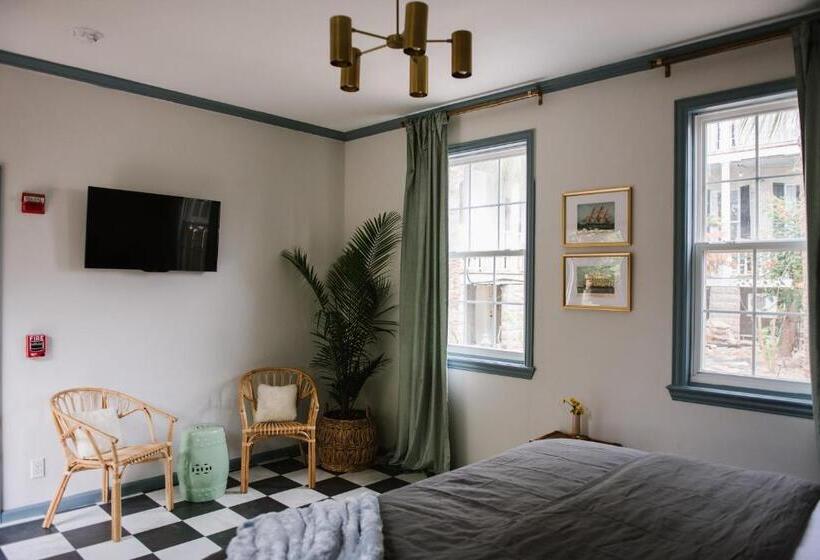 带大床的套房, Carr Mansion