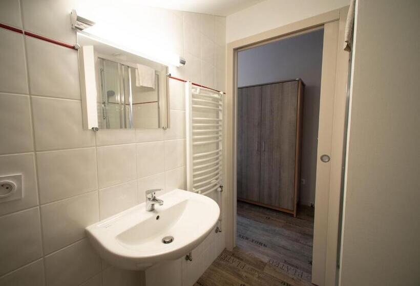 스탠다드 트리플 룸, Chalet Annapurna