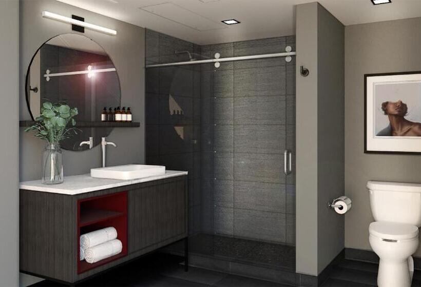 キングサイズベッドのスタンダードルーム, Lora