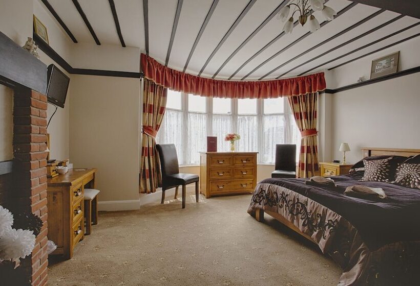 اتاق استاندارد با تخت بزرگ, Barons Court