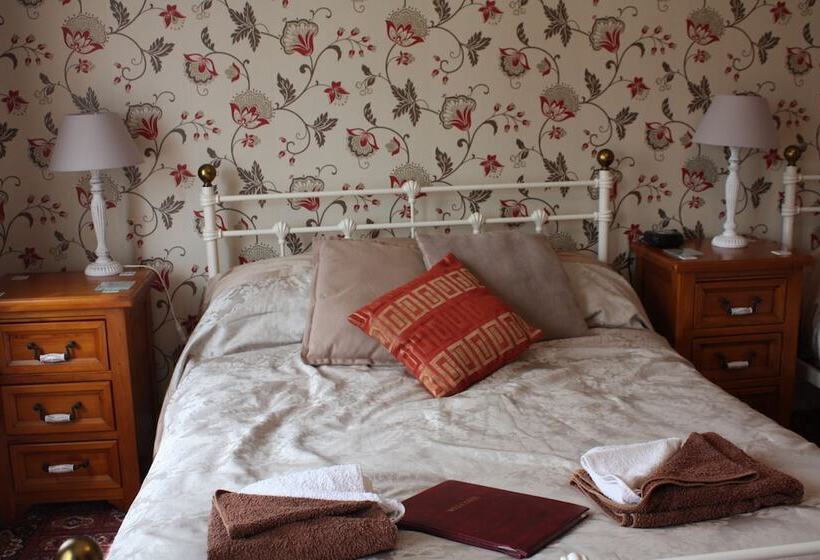 اتاق استاندارد یک نفره, Barons Court