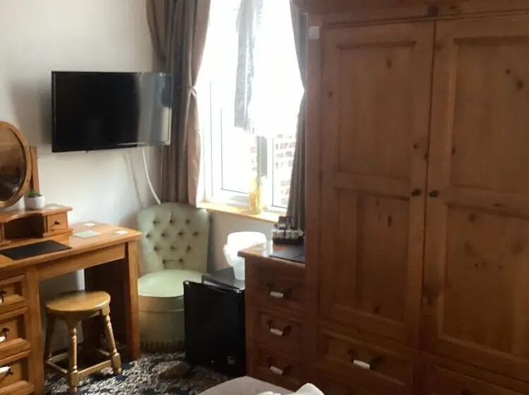 スタンダードシングルルーム, Barons Court