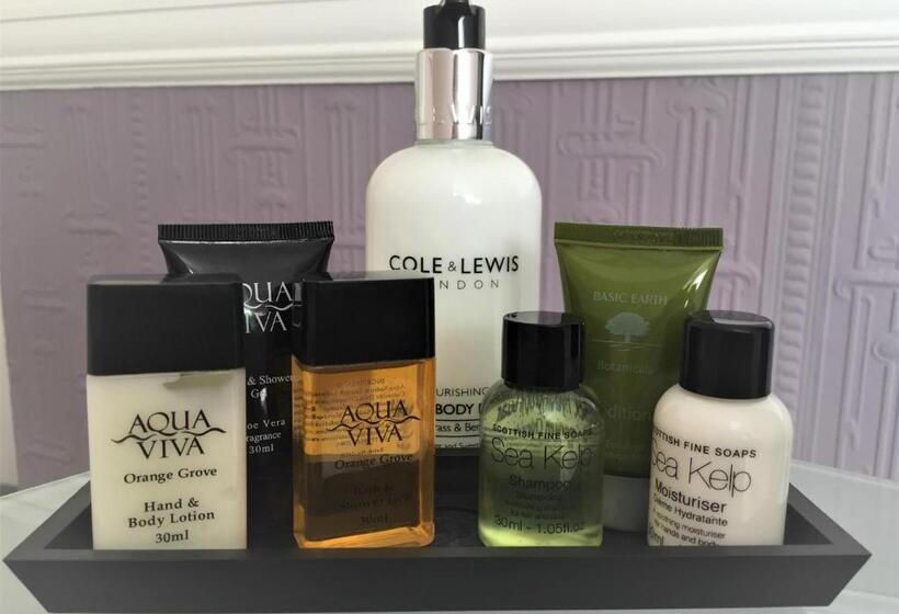 スタンダードシングルルーム, Longmead House