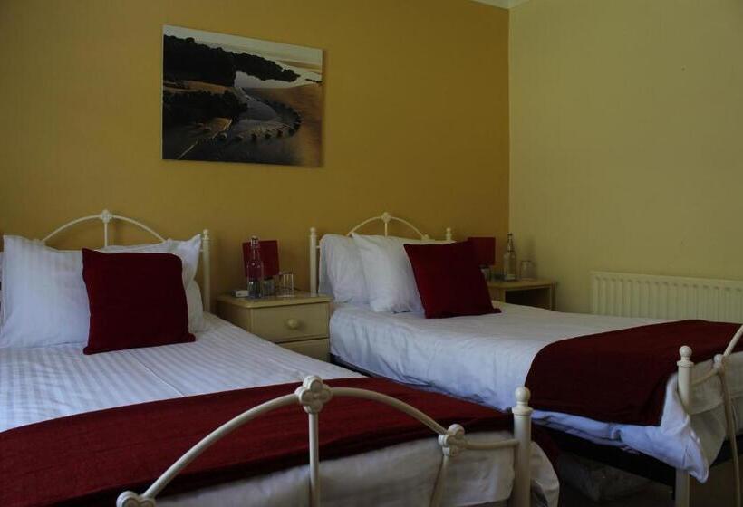 スタンダードルーム, Longmead House