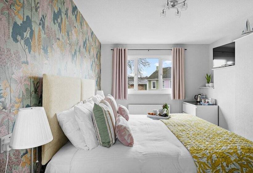 Suite 2 Chambres, Sandway House