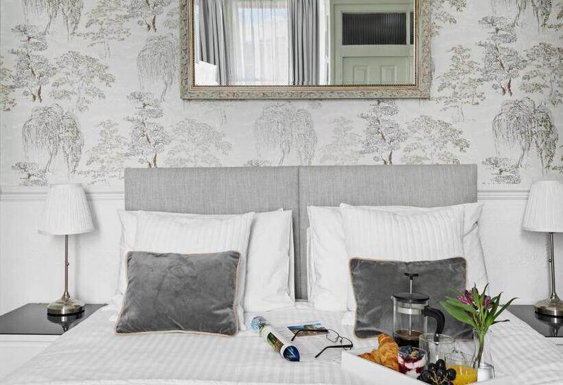 Chambre Supérieure, Sandway House