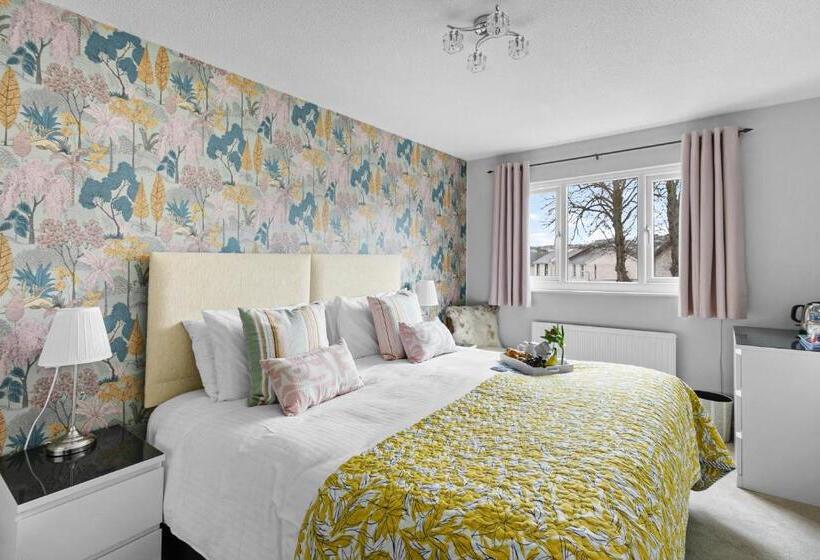 Suite 2 Chambres, Sandway House