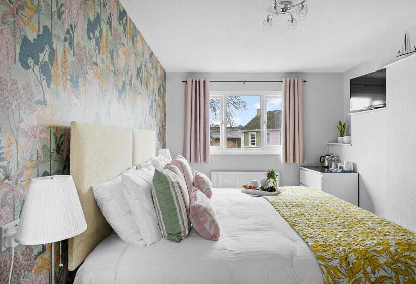 Suite 2 Chambres, Sandway House