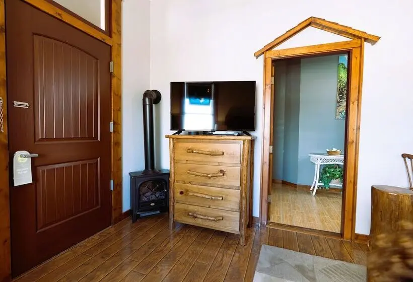 Maja/Mökki, Oakpak Inns Enjoy All Inclusive Snack Beverages Wine & Beer During The Stay