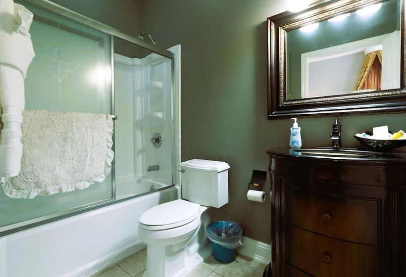 高级客房, Oakpak Inns   Enjoy All Inclusive Snack Beverages Wine & Beer During The Stay